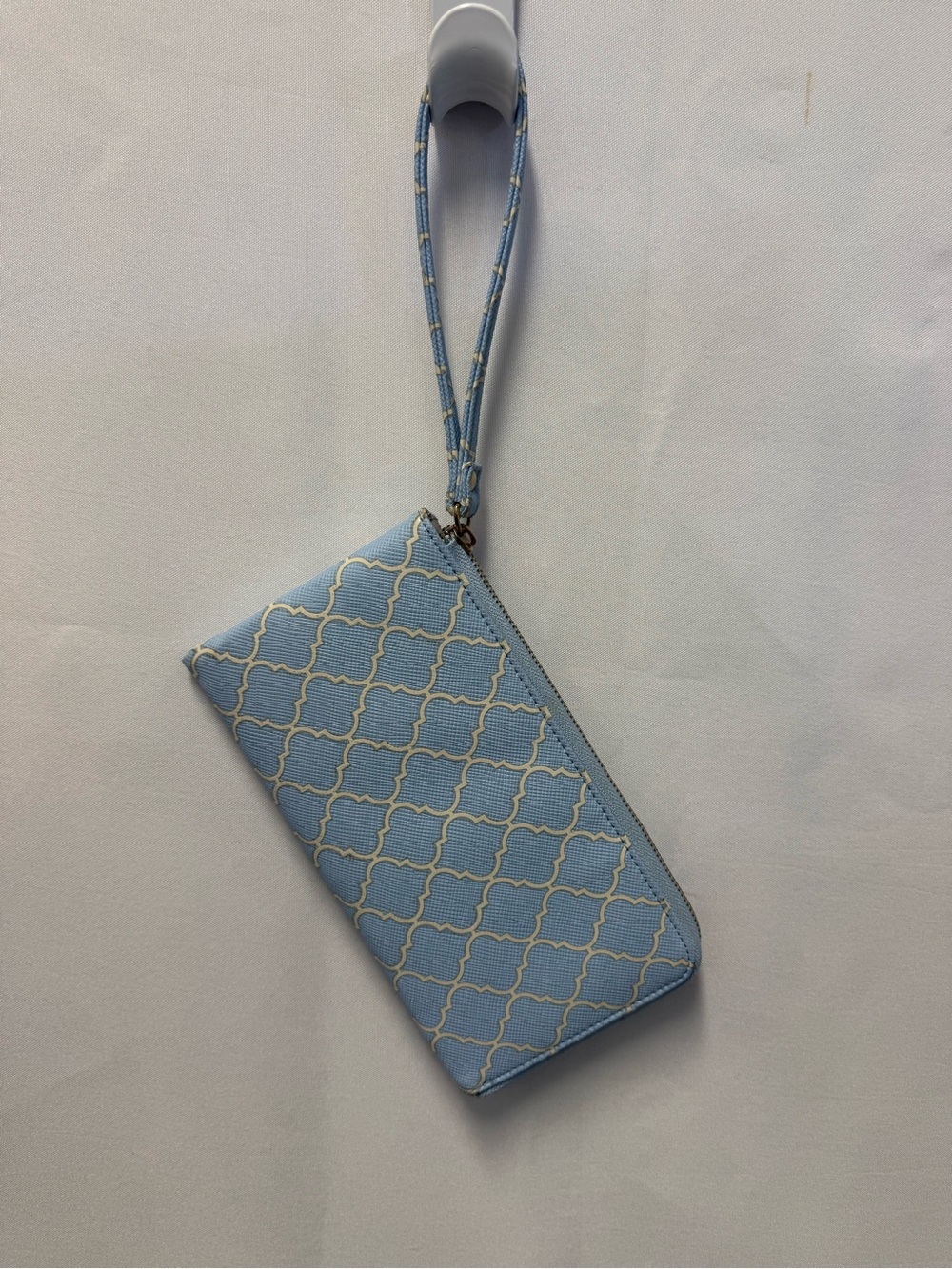 Altar'd State Light Blue Patterned Wristlet Wallet